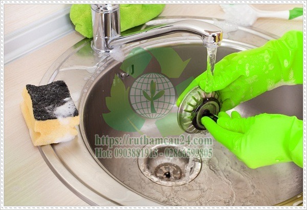 Phòng ngừa nghẹt bồn rửa chén.