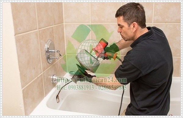 Bồn cầu vệ sinh sạch sẽ.