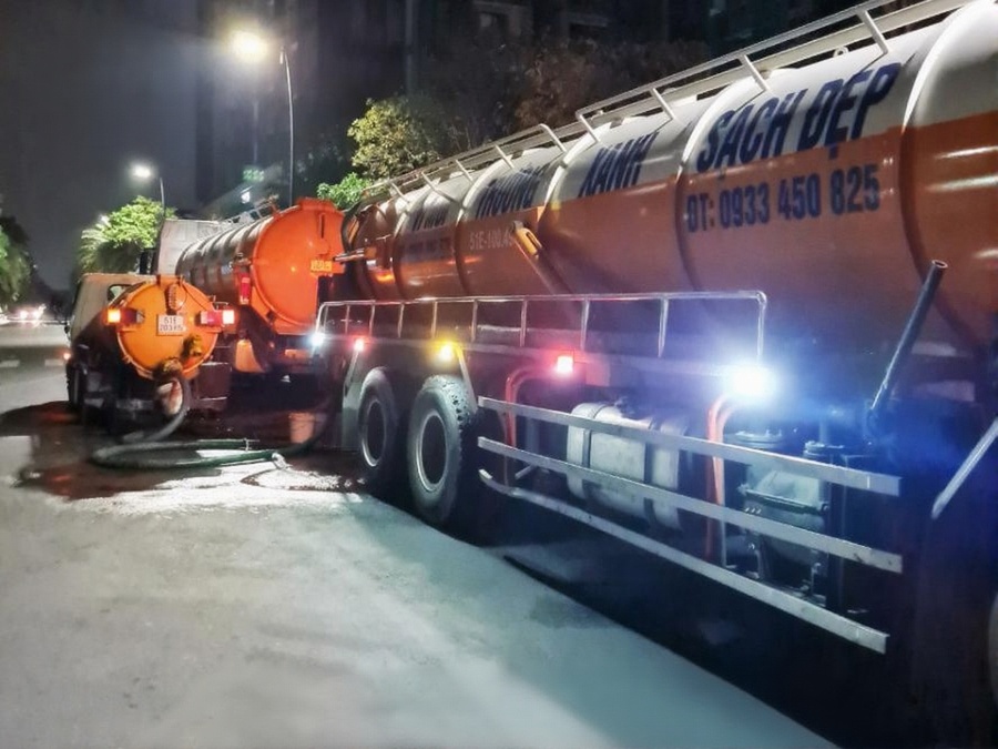 Dịch vụ thu gom b&ugrave;n thải c&ocirc;ng nghiệp thật sự cần thiết cho c&aacute;c doanh nghiệp