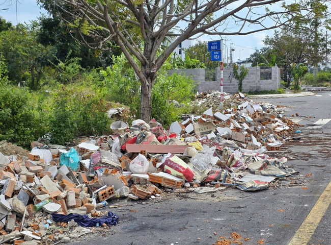 Dịch vụ thu gom r&aacute;c thải x&acirc;y dựng cho c&aacute;c dự &aacute;n lớn nhỏ