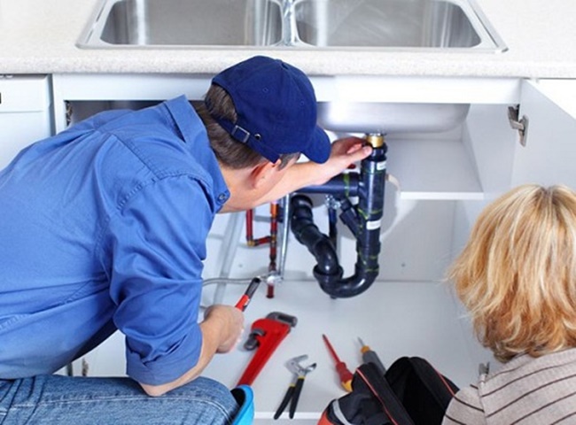 Những lợi ích khi sử dụng máy thông tắc cống cầm tay lò xo