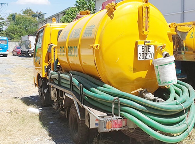 Xử lý rác thải hữu cơ hộ gia đình bằng cách gọi dịch vụ